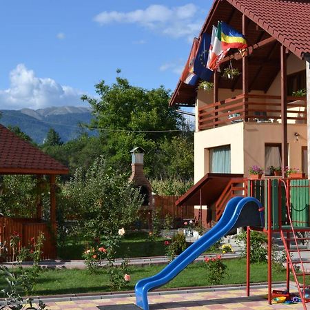 Arnota Villa Costesti  ภายนอก รูปภาพ